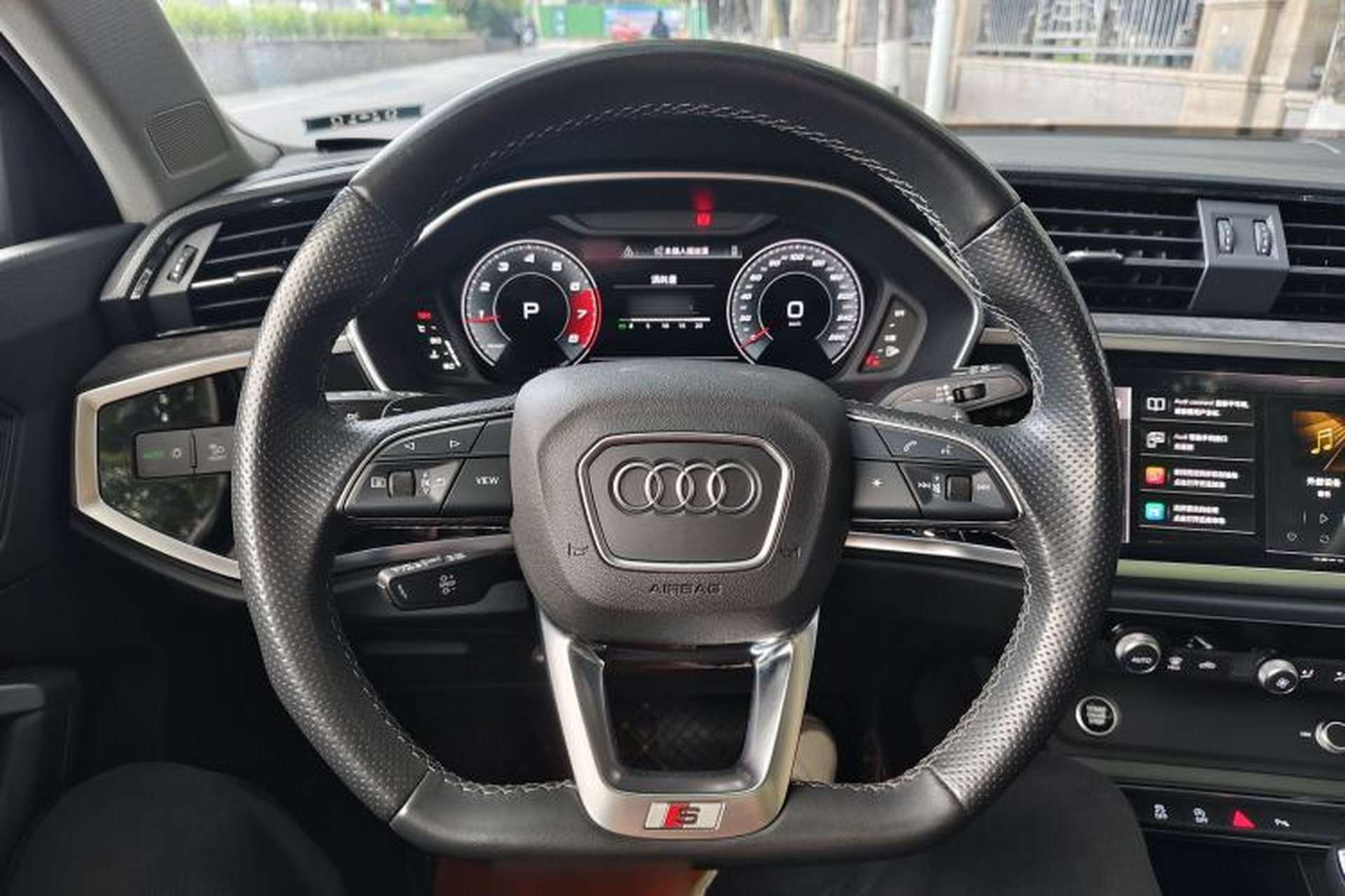 Used Audi Q3 Sportback 2022 40 TFSI Fashion Model Steering Wheel