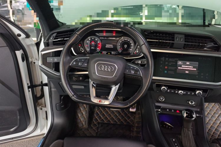 Used Audi Q3 Sportback 2022 40 TFSI Fashion Model Steering Wheel