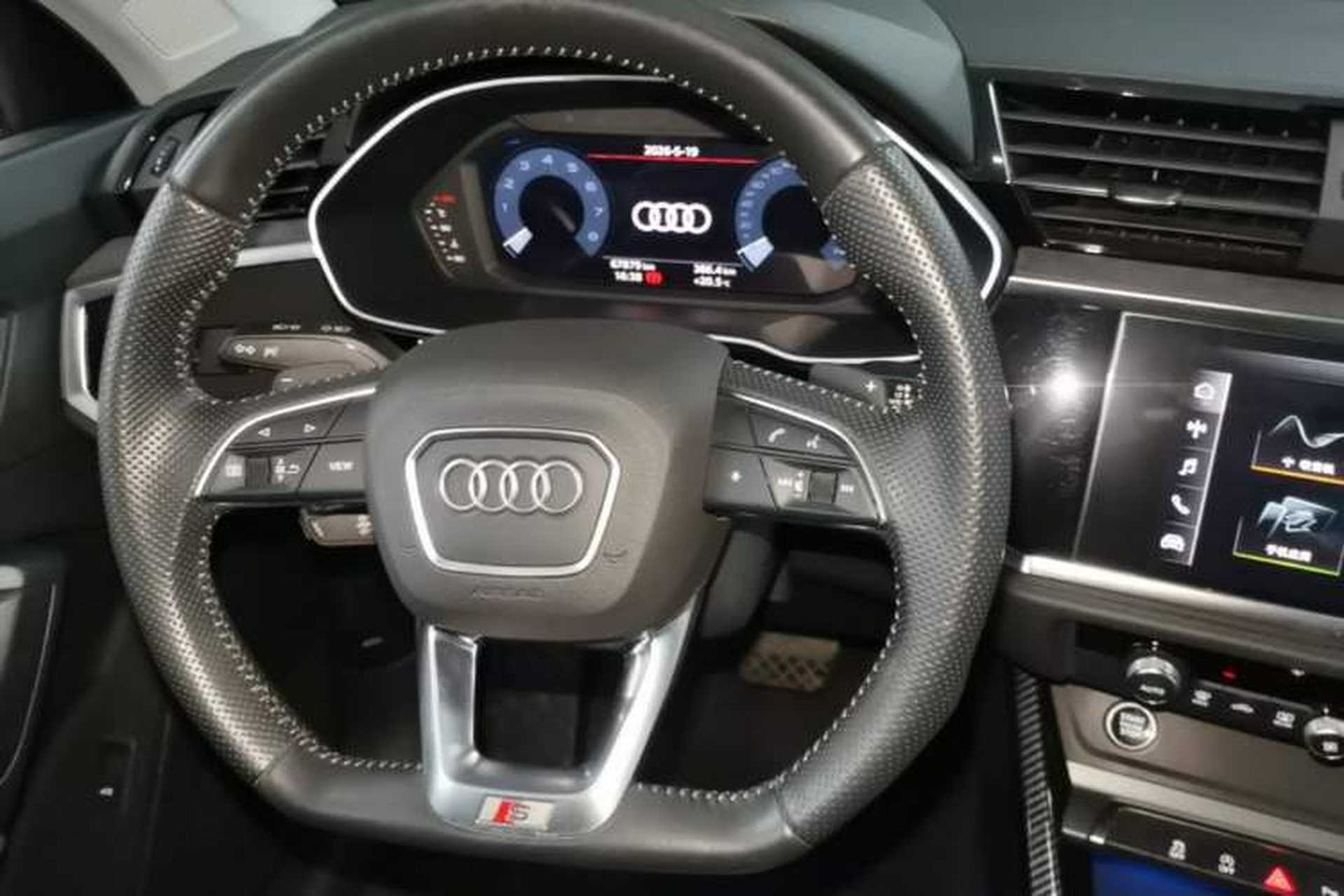 Used Audi Q3 Sportback 2022 40 TFSI Fashion Model Steering Wheel