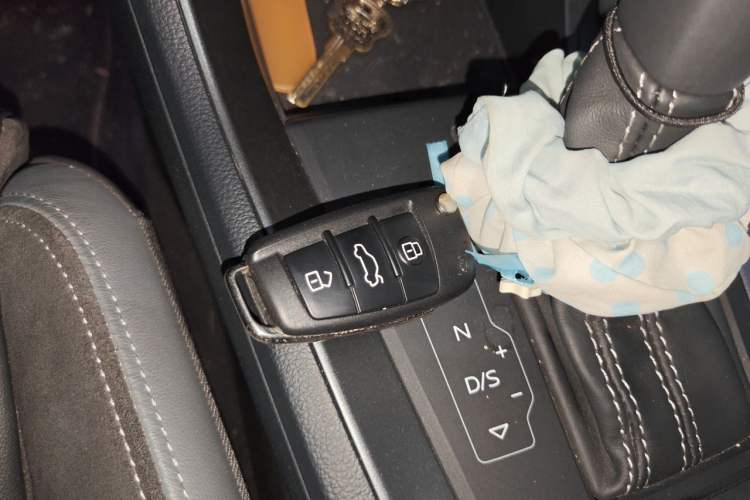 Used Audi Q3 Sportback 2022 40 TFSI Fashion Model Vehicle Key