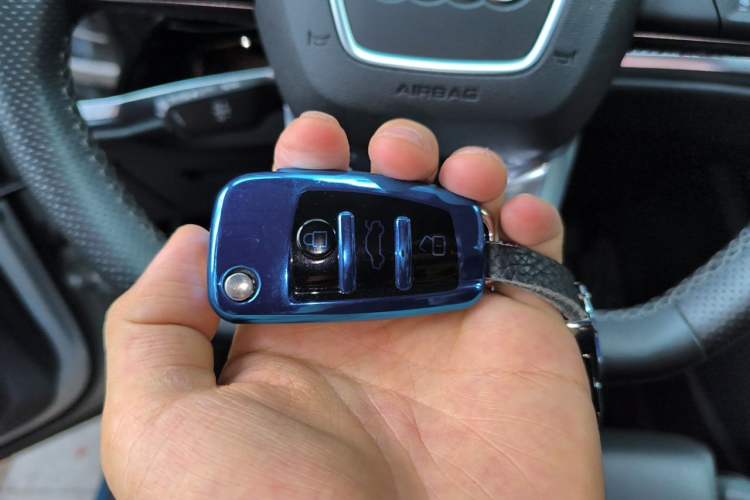 Used Audi Q3 Sportback 2022 40 TFSI Fashion Model Vehicle Key