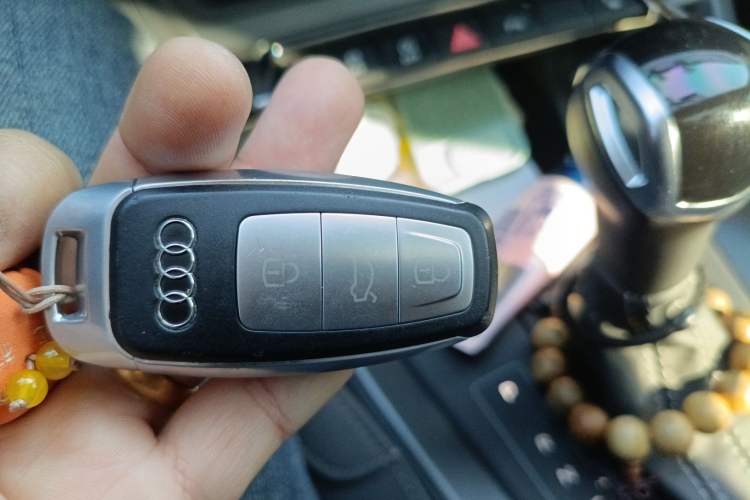 Used Audi Q3 Sportback 2022 40 TFSI Fashion Model Vehicle Key