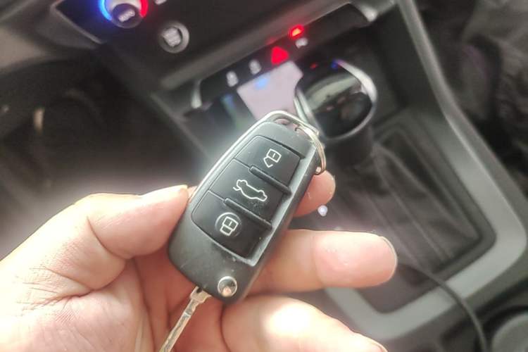 Used Audi Q3 Sportback 2022 40 TFSI Fashion Model Vehicle Key