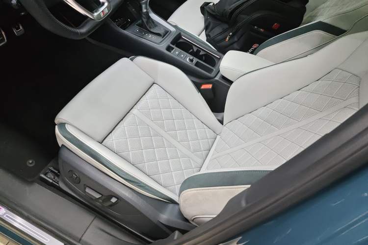 Used Audi Q3 Sportback 2023 Updated 45 TFSI quattro Fashion Version Left Front Seat