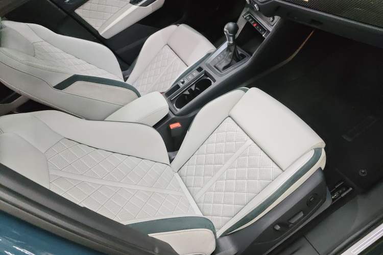Used Audi Q3 Sportback 2023 Updated 45 TFSI quattro Fashion Version Right Front Seat