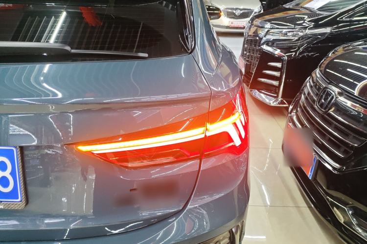 Used Audi Q3 Sportback 2023 Updated 45 TFSI quattro Fashion Version Right Rear Taillight