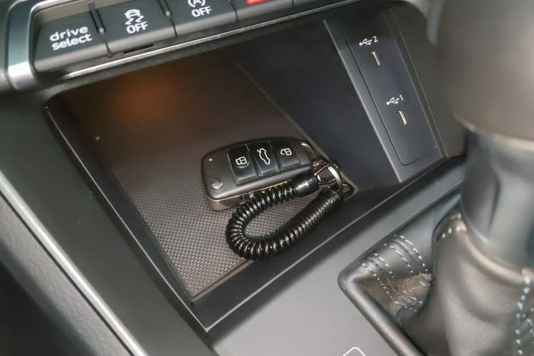 Used Audi Q3 Sportback 2023 Updated 45 TFSI quattro Fashion Version Vehicle Key