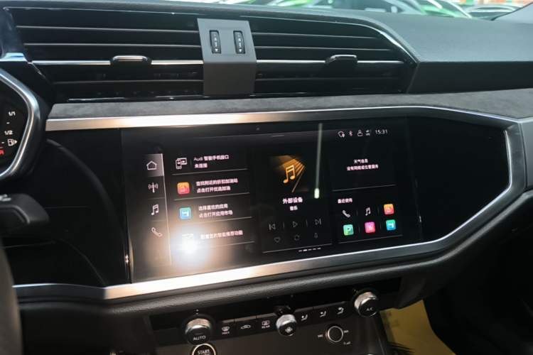 Used Audi Q3 Sportback 2023 40 TFSI Fashion Model Audio And AC Panel