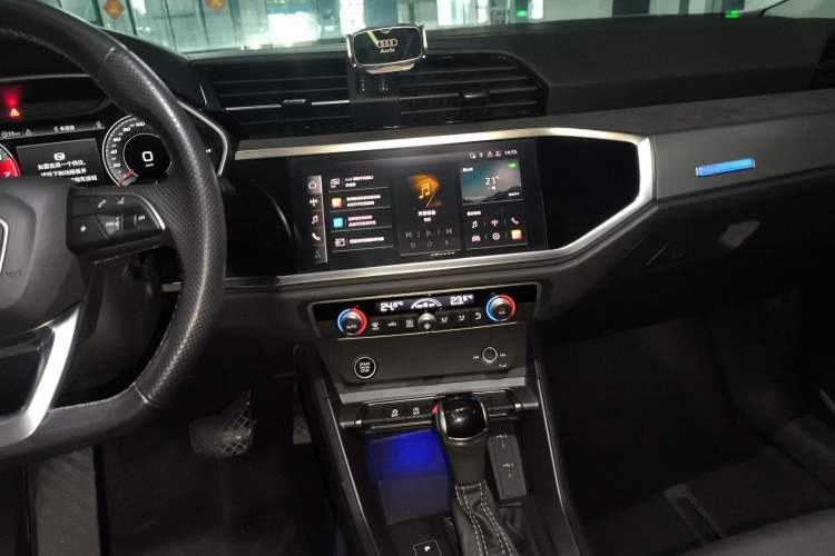 Used Audi Q3 Sportback 2023 40 TFSI Fashion Model Audio And AC Panel