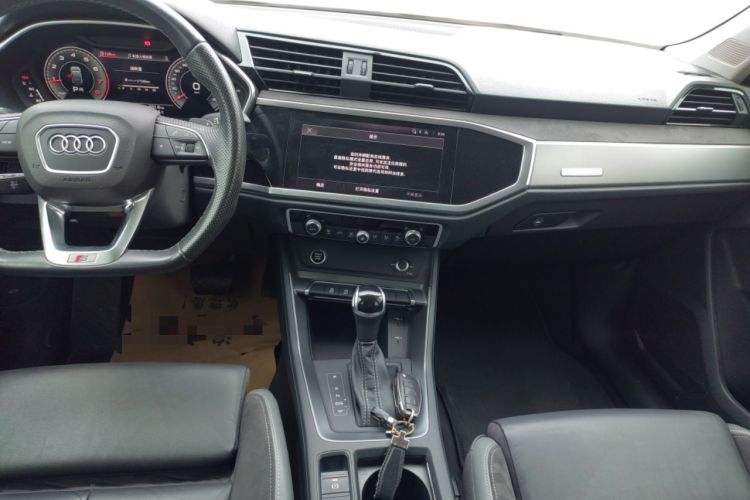 Used Audi Q3 Sportback 2023 40 TFSI Fashion Model Audio And AC Panel