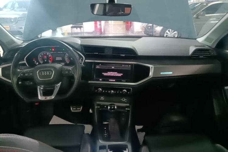 Used Audi Q3 Sportback 2023 40 TFSI RS Edition Performance Model Center Console
