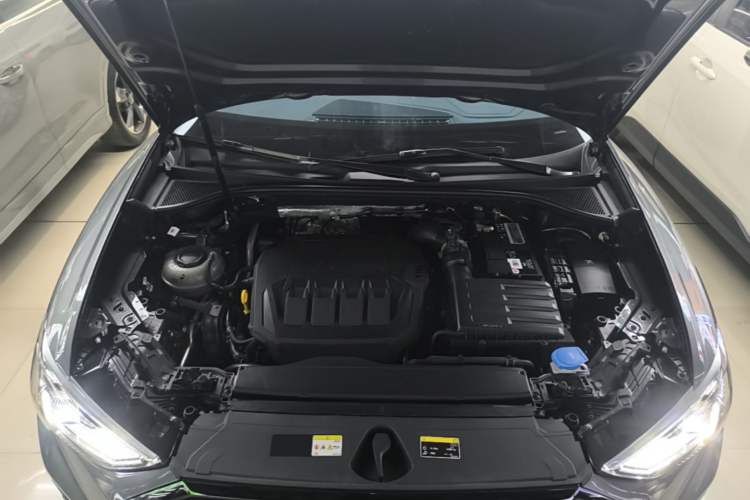 Used Audi Q3 Sportback 2023 40 TFSI Fashion Model Engine Bay