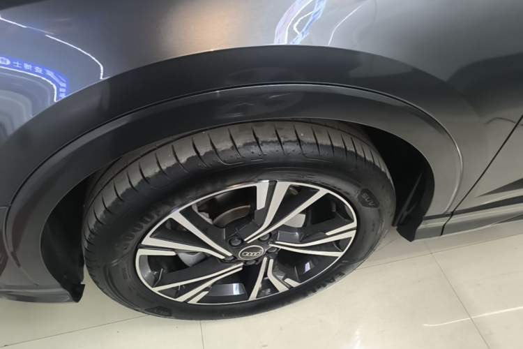 Used Audi Q3 Sportback 2023 40 TFSI Fashion Model Exterior 4