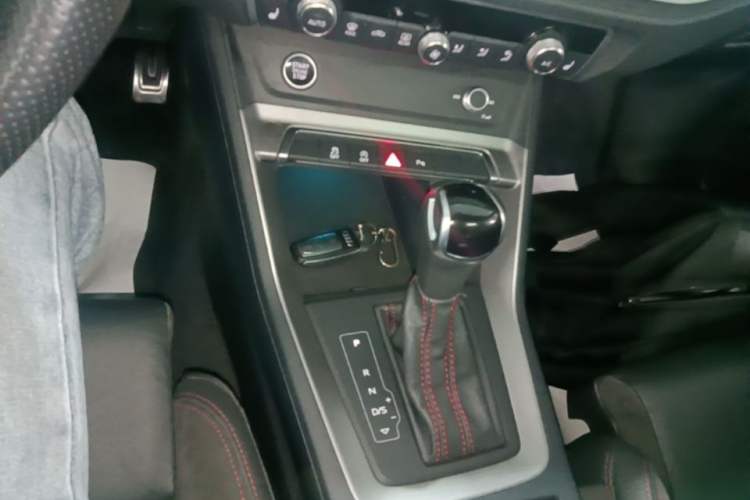 Used Audi Q3 Sportback 2023 40 TFSI RS Edition Performance Model Gear Lever