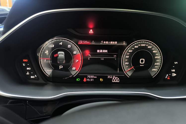 Used Audi Q3 Sportback 2023 40 TFSI Fashion Model Instrument Cluster