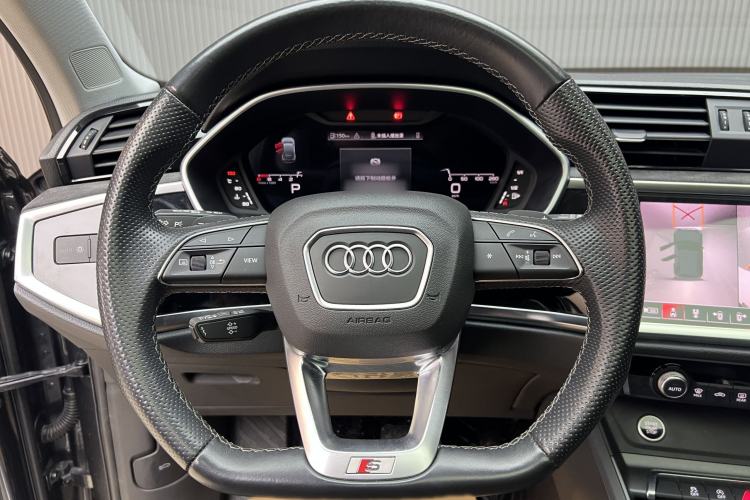 Used Audi Q3 Sportback 2023 40 TFSI Fashion Model Interior 2