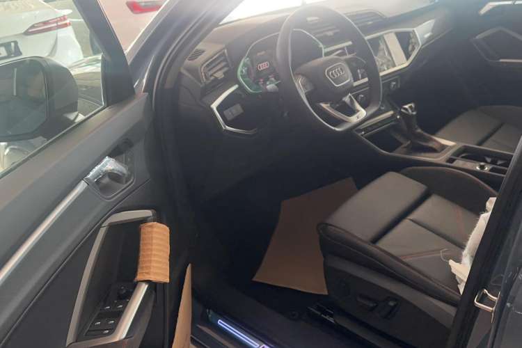 Used Audi Q3 Sportback 2023 40 TFSI RS Edition Performance Model Interior 2