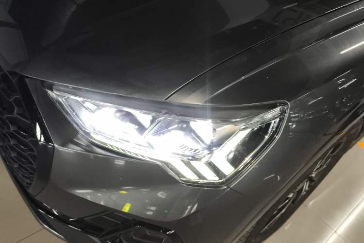 Used Audi Q3 Sportback 2023 40 TFSI Fashion Model Left Front Headlight