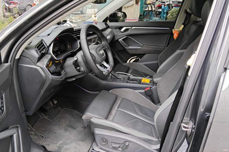 Used Audi Q3 Sportback 2023 40 TFSI Fashion Model Left Front Seat
