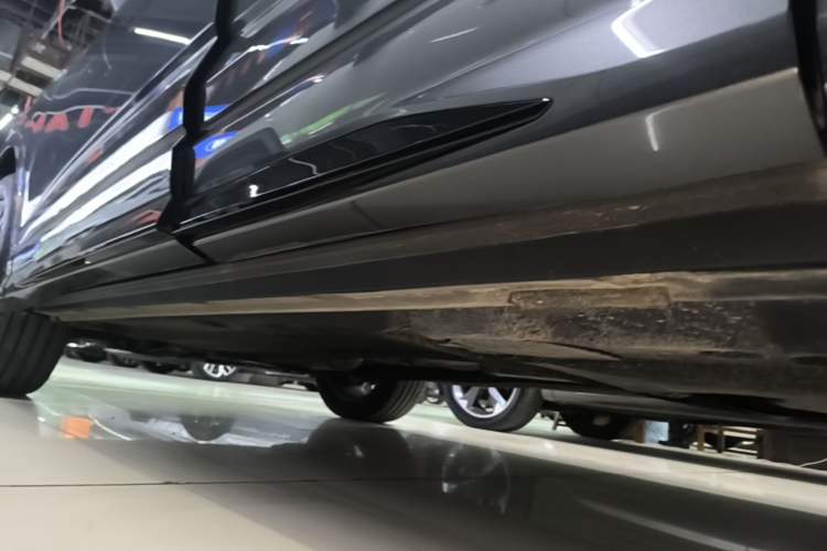 Used Audi Q3 Sportback 2023 40 TFSI Fashion Model Left Side Sill