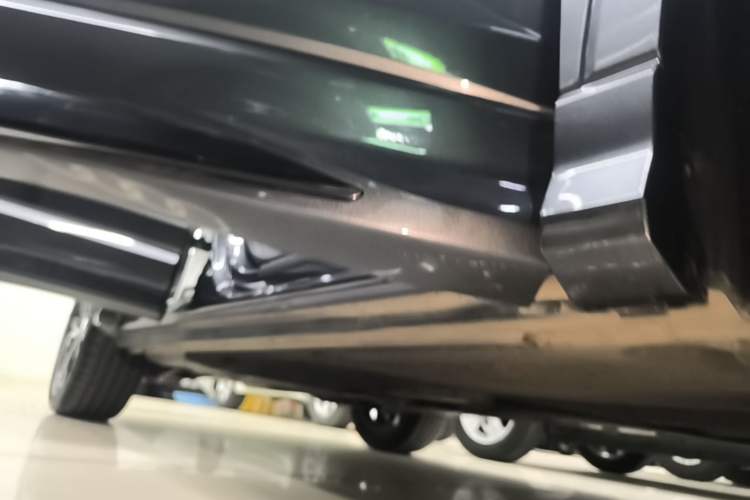 Used Audi Q3 Sportback 2023 40 TFSI Fashion Model Right Side Sill