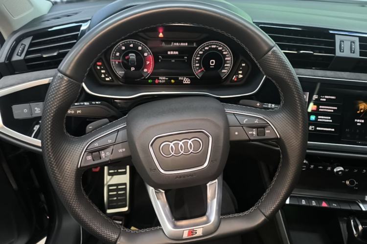 Used Audi Q3 Sportback 2023 40 TFSI Fashion Model Steering Wheel