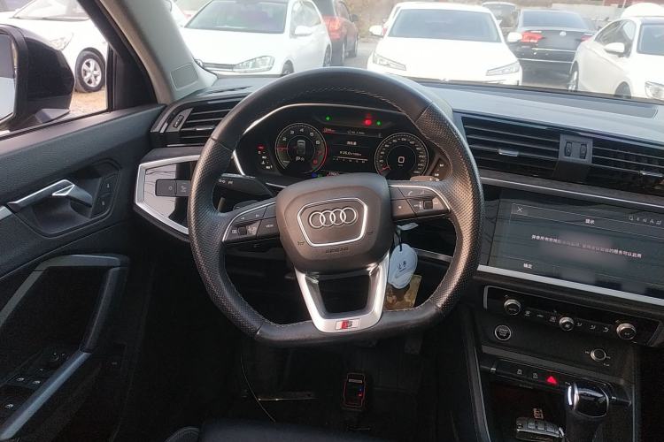 Used Audi Q3 Sportback 2023 40 TFSI Fashion Model Steering Wheel