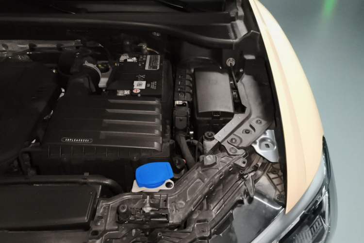 Used Audi Q3 Sportback 2023 40 TFSI Fashion Model Engine Bay Left