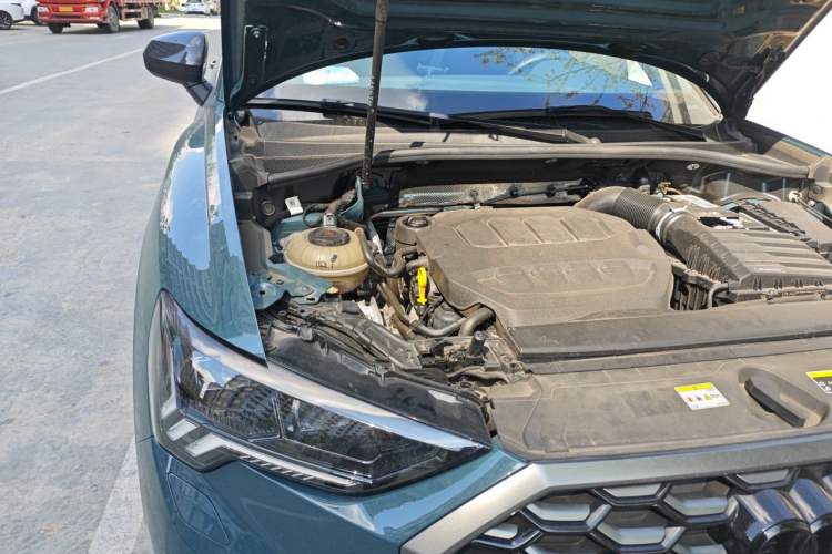 Used Audi Q3 Sportback 2023 Updated 45 TFSI quattro Fashion Version Engine Bay Right