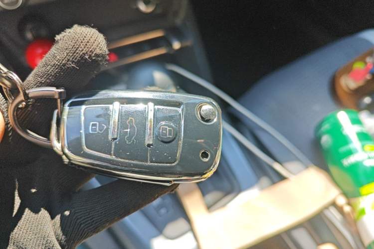 Used Audi Q3 Sportback 2023 Updated 45 TFSI quattro Fashion Version Vehicle Key