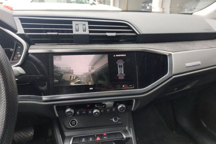 Used Audi Q3 Sportback 2023 Updated 40 TFSI Fashion Version Audio And AC Panel