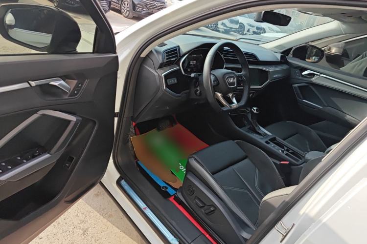 Used Audi Q3 Sportback 2023 40 TFSI Fashion Model Driver Seat