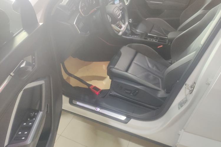 Used Audi Q3 Sportback 2023 40 TFSI Fashion Model Driver Seat