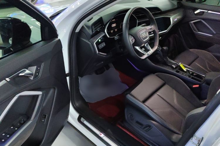 Used Audi Q3 Sportback 2023 40 TFSI Fashion Model Driver Seat