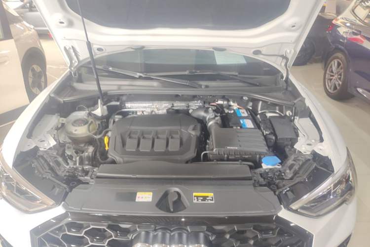 Used Audi Q3 Sportback 2023 40 TFSI Fashion Model Engine Bay
