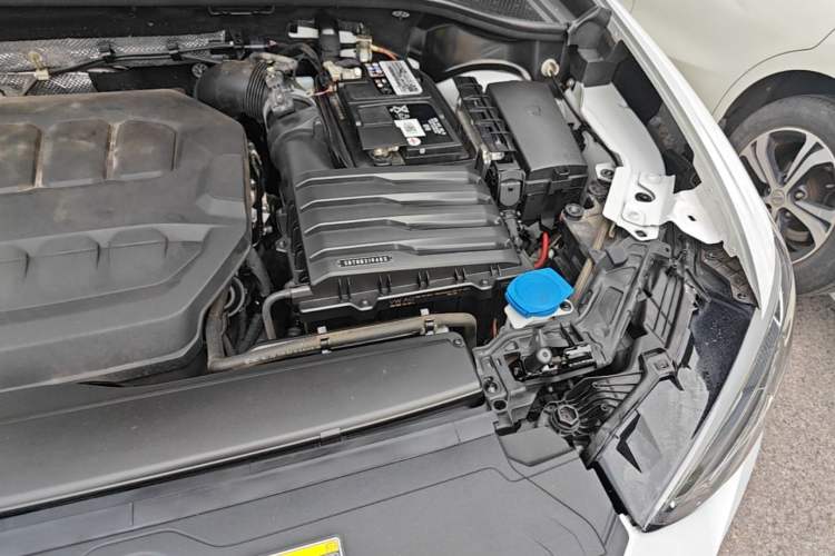 Used Audi Q3 Sportback 2023 Updated 40 TFSI Fashion Version Engine Bay Left