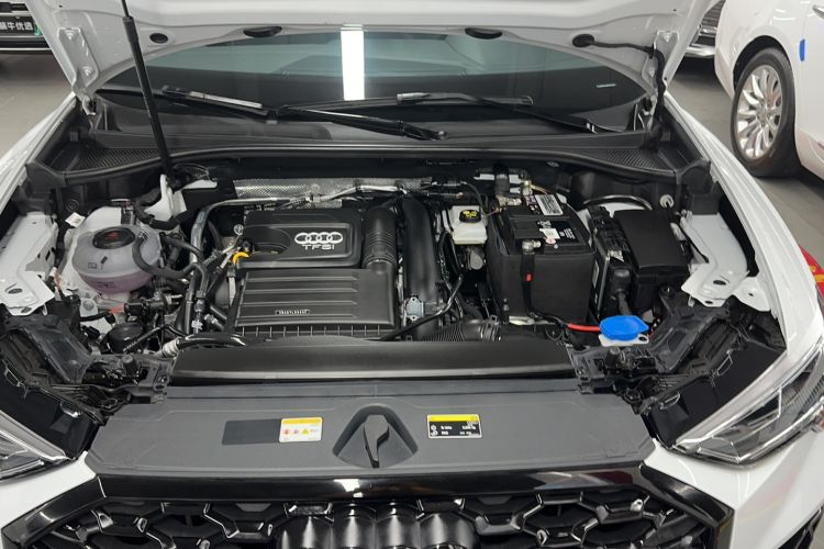 Used Audi Q3 Sportback 2023 35 TFSI Ambition (1.4T) Engine Bay