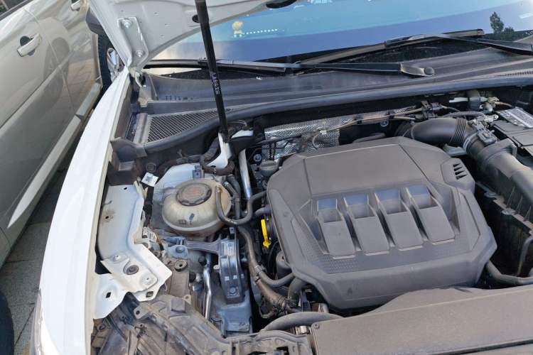 Used Audi Q3 Sportback 2023 Updated 40 TFSI Fashion Version Engine Bay Right
