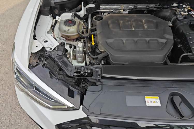 Used Audi Q3 Sportback 2023 Updated 40 TFSI Fashion Version Engine Bay Right