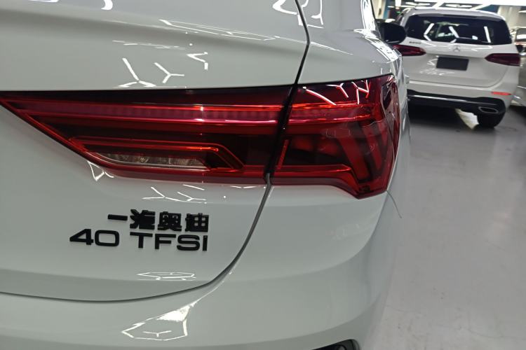 Used Audi Q3 Sportback 2023 Updated 40 TFSI Fashion Version Exterior 3