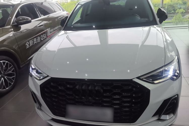 Used Audi Q3 Sportback 2023 Updated 40 TFSI Fashion Version Front