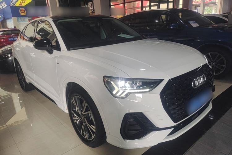 Used Audi Q3 Sportback 2023 40 TFSI Fashion Model Front Right 45 Deg