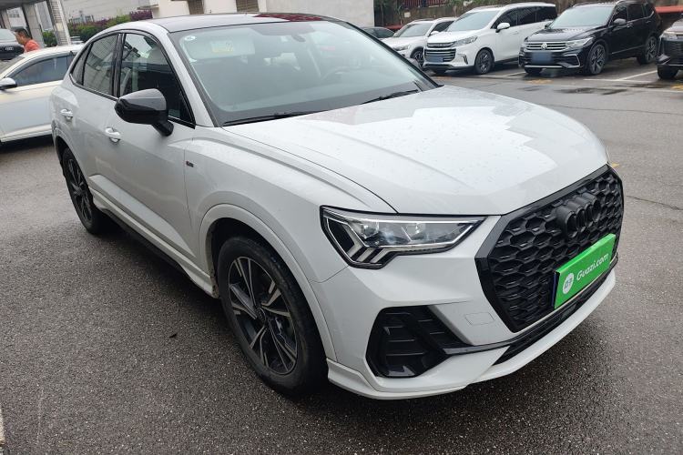 Used Audi Q3 Sportback 2023 Updated 40 TFSI Fashion Version Front Right 45 Deg