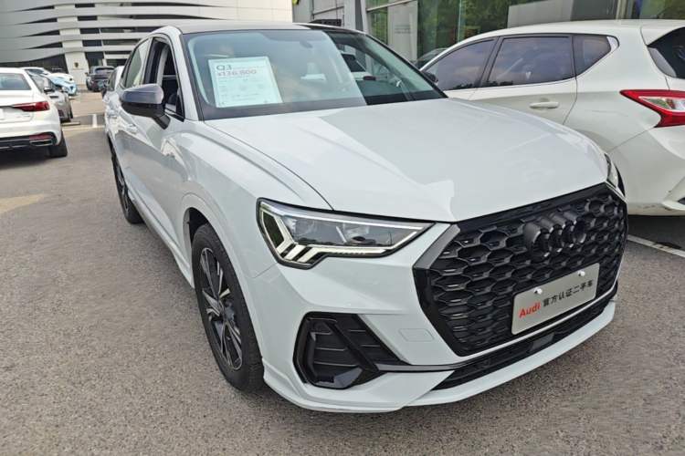 Used Audi Q3 Sportback 2023 Updated 40 TFSI Fashion Version Front Right 45 Deg