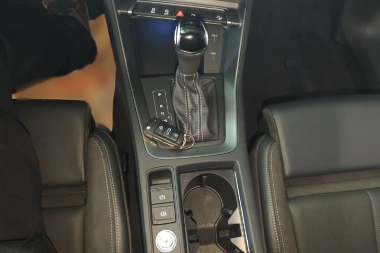 Used Audi Q3 Sportback 2023 45 TFSI quattro Fashion Edition Gear Lever