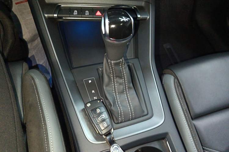 Used Audi Q3 Sportback 2023 Updated 40 TFSI Fashion Version Gear Lever