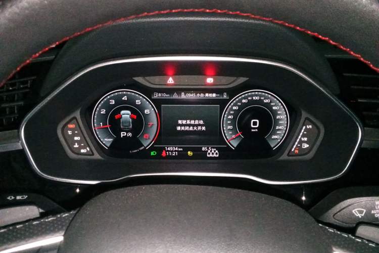 Used Audi Q3 Sportback 2023 40 TFSI Fashion Model Instrument Cluster