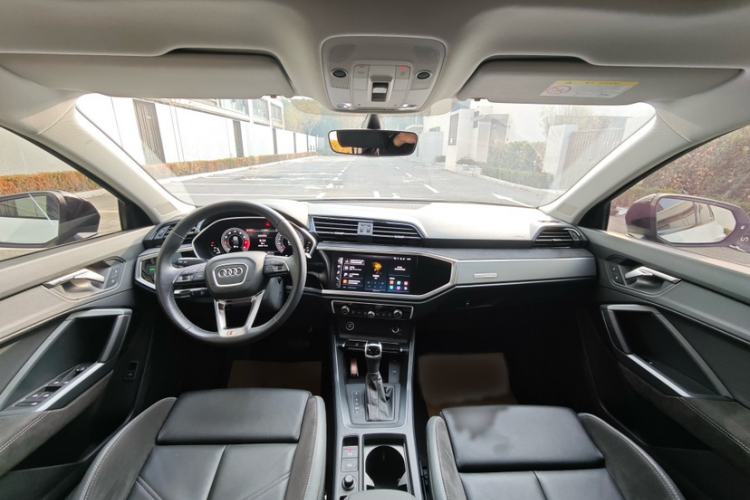 Used Audi Q3 Sportback 2023 35 TFSI Ambition (1.5T) Interior 2