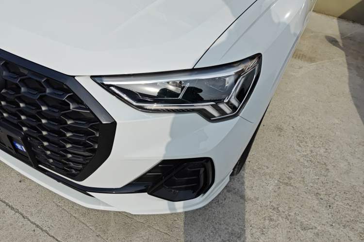 Used Audi Q3 Sportback 2023 40 TFSI Fashion Model Left Front Headlight