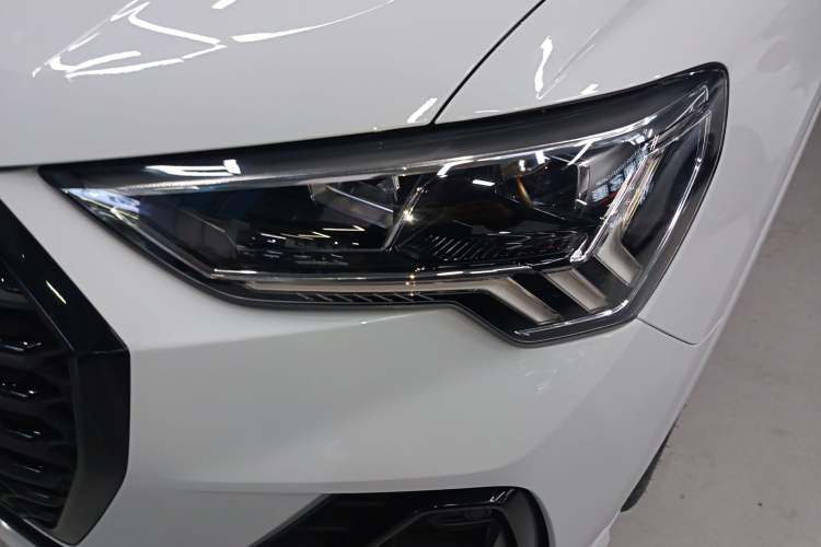 Used Audi Q3 Sportback 2023 Updated 40 TFSI Fashion Version Left Front Headlight